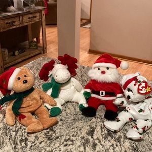 Lot of 4 Christmas Beanie Babies.